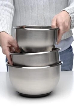 BergHOFF Essentials Set Of 4 Stainless Steel Bowls With Non-slip Base -EdgeMaster Shop berghoff essentials set 4 stainless steel bowls non slip base 3