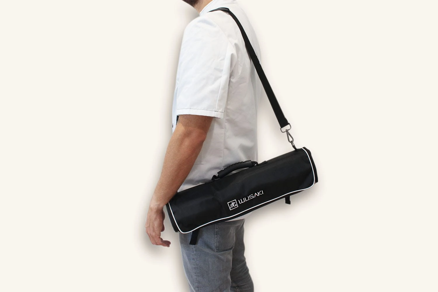 Wusaki Ebony AUS8 Set With 5 Kitchen Knives + 1 Roll Bag 7 Wusaki Ebony AUS8 Set With 5 Kitchen Knives + 1 Roll Bag - Image 5