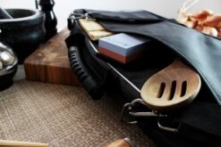 Wusaki Empty Bag For 21 Kitchen Knives And Utensils + 1 Large Storage Pocket -EdgeMaster Shop wusaki empty bag 21 kitchen knives utensils 1 storage pocket 10